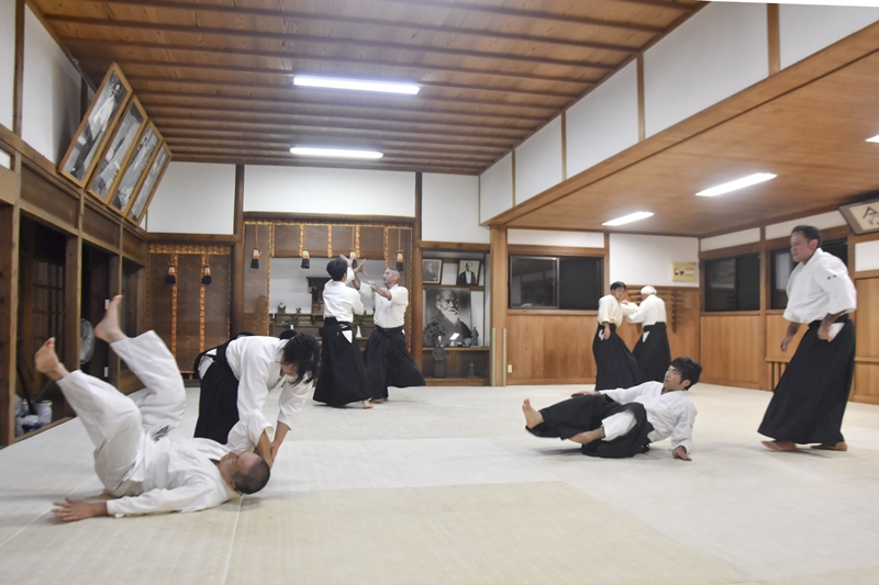 Aikido training at the Aikikai Ibaraki Branch Dojo